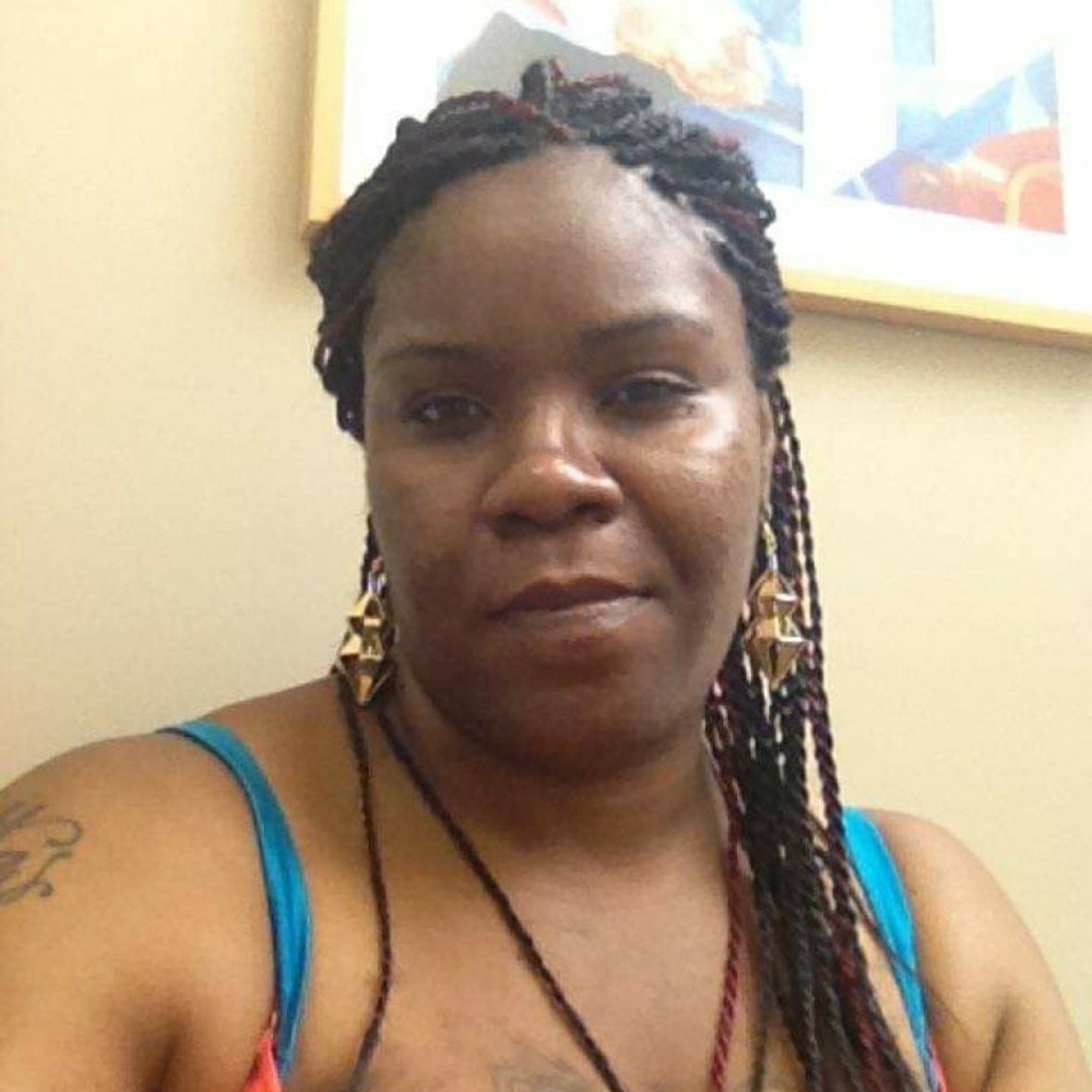 Meet your Posher, Janetta